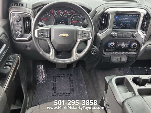 Used 2020 Chevrolet Silverado 1500 LT w/ Texas Edition AWD/4WD image 11