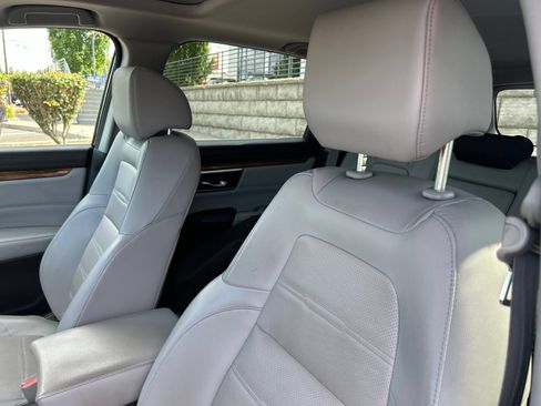 Used 2017 Honda CR-V EX-L image 10