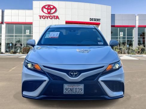 Used 2023 Toyota Camry SE w/ Convenience Package FWD image 2