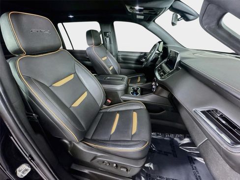 Certified 2022 GMC Yukon XL AT4 AWD/4WD image 29