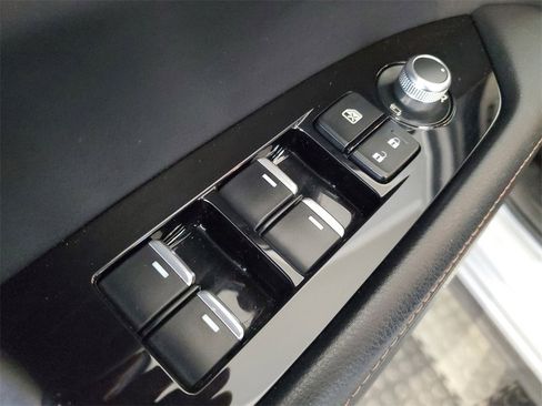 Used 2020 MAZDA CX-5 Grand Touring Reserve image 17