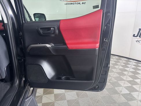 Used 2021 Toyota Tacoma SR5 image 23