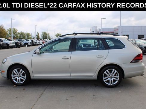 Used 2011 Volkswagen Jetta TDI image 4