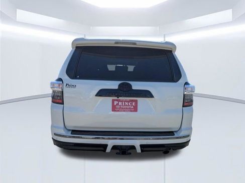 Used 2019 Toyota 4Runner Limited image 5