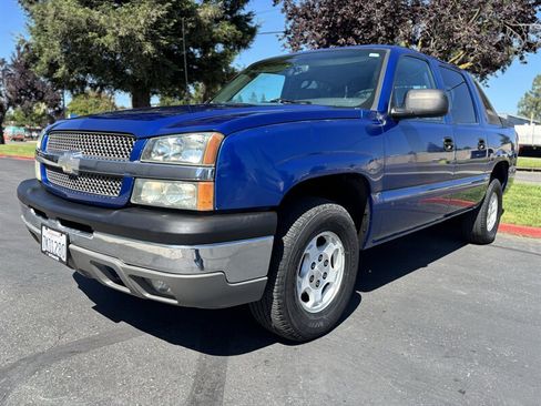 Used 2004 Chevrolet Avalanche 2WD image 6