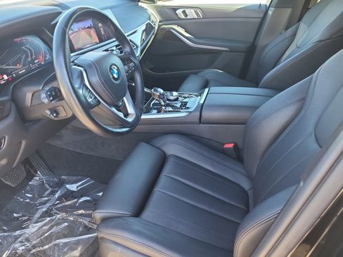 Used 2019 BMW X5 xDrive40i w/ Premium Package 2 image 11