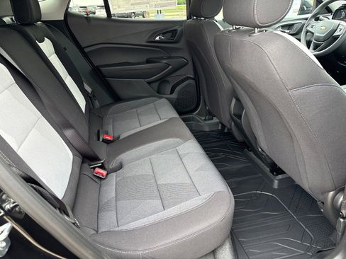 New 2026 Chevrolet Trax LS w/ LS Convenience Package FWD image 16