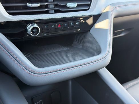 New 2026 Ford Explorer Active w/ Active Comfort Package image 27