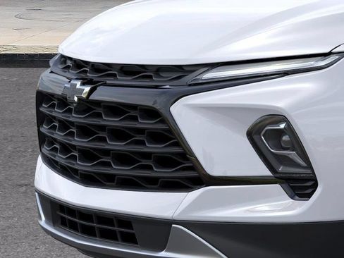 New 2026 Chevrolet Blazer LT w/ Convenience Package FWD image 13