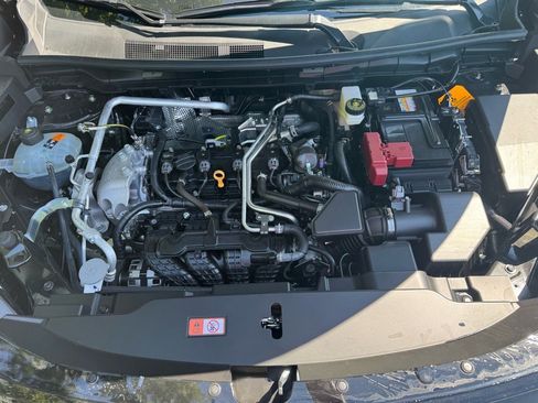 Used 2025 Mitsubishi Outlander AWD image 10