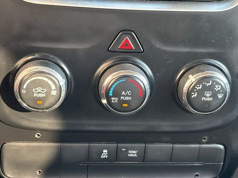 Used 2017 RAM 1500 Tradesman image 11