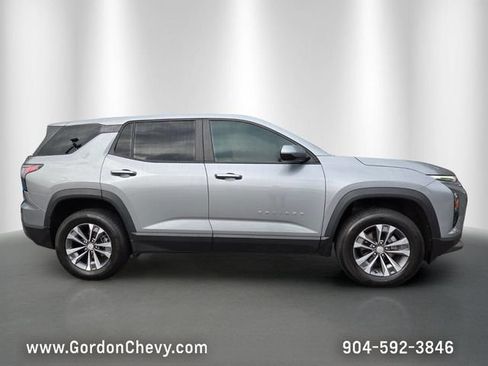 Certified 2025 Chevrolet Equinox LT FWD image 7