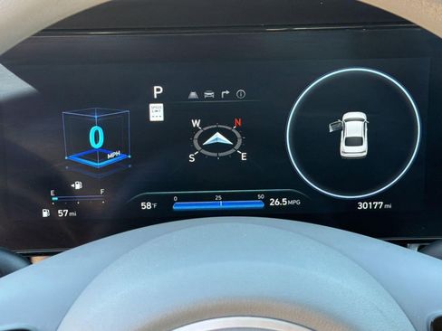 Used 2024 Hyundai Elantra SEL image 19