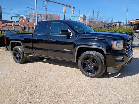 Used 2019 GMC Sierra 1500 Limited w/ Elevation Edition image 17