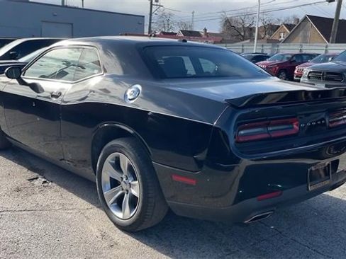 Used 2021 Dodge Challenger SXT image 23