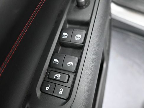 Used 2022 Jeep Compass Trailhawk w/ Trailhawk Elite Group image 31