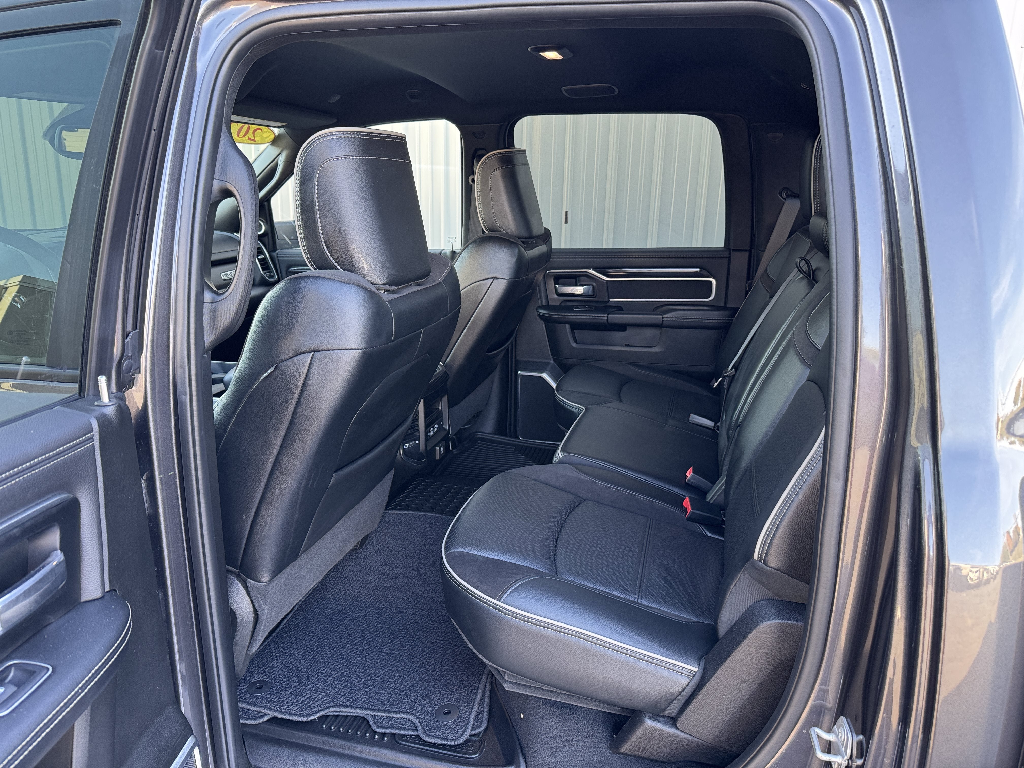 Used 2022 RAM 2500 Laramie AWD/4WD image 34