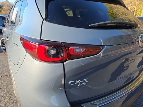 Used 2023 MAZDA CX-5 Carbon Edition image 37