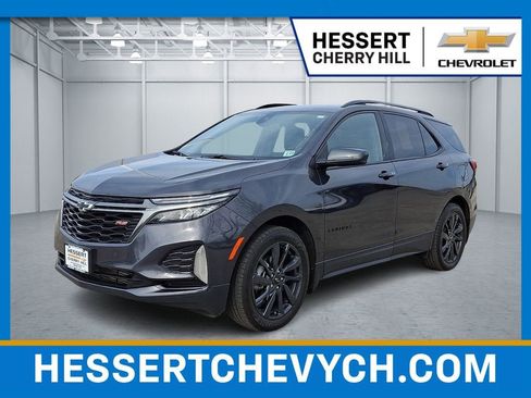 Certified 2022 Chevrolet Equinox RS image 1