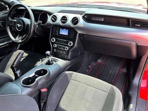 Used 2021 Ford Mustang GT w/ Black Accent Package RWD image 20