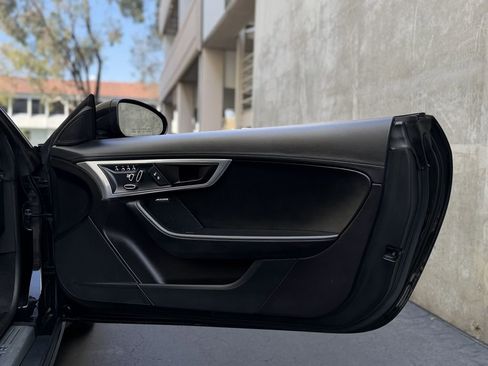 Used 2020 Jaguar F-TYPE image 24