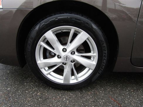 Used 2013 Nissan Altima 2.5 SV w/ 2.5SV Convenience Pkg image 12