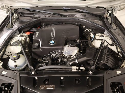 Used 2015 BMW 528i Sedan image 19