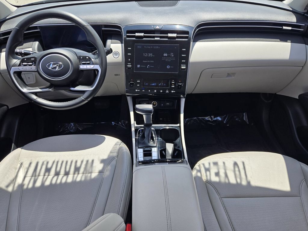 Certified 2023 Hyundai Tucson SEL w/ Convenience Package FWD image 9