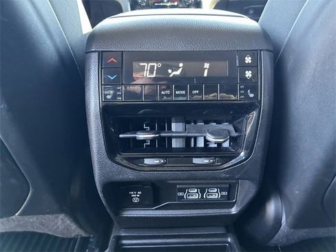 Used 2021 Jeep Grand Cherokee L Limited w/ MOPAR Finishing Package image 18