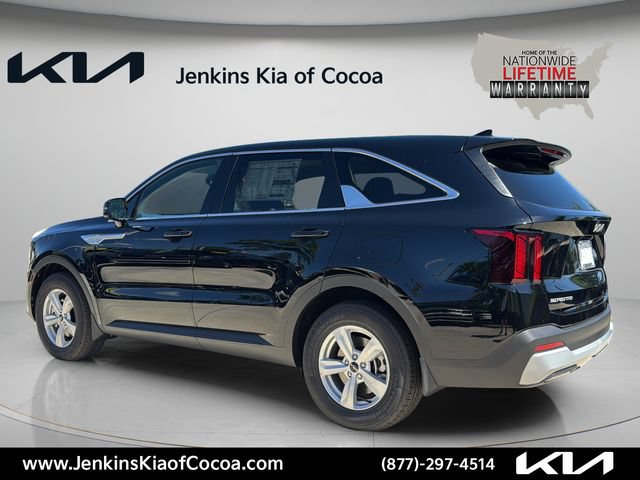 New 2026 Kia Sorento LX FWD image 8
