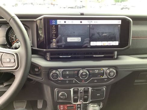 New 2026 Jeep Wrangler Unlimited Rubicon image 17