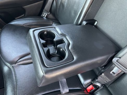 Certified 2022 Jeep Compass Limited image 30