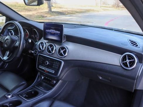 Used 2020 Mercedes-Benz GLA 250 image 21