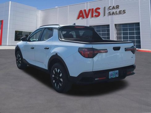 Used 2025 Hyundai Santa Cruz SEL AWD/4WD image 9