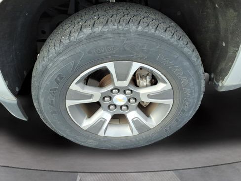 Used 2016 Chevrolet Colorado Z71 image 9