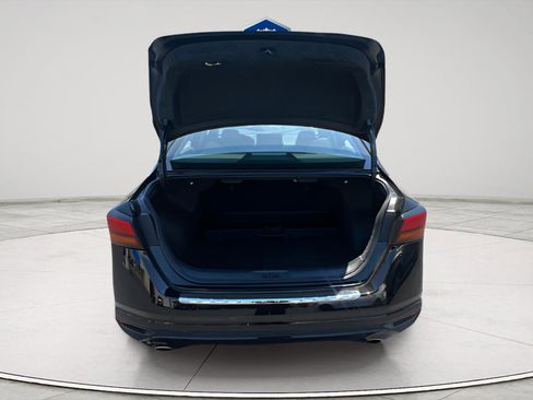 Used 2023 Nissan Altima 2.5 SL FWD image 15