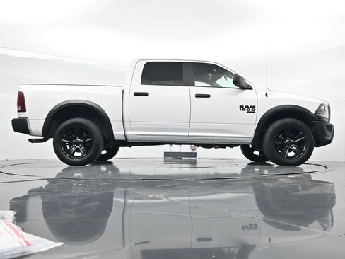 Used 2024 RAM 1500 Warlock AWD/4WD image 32