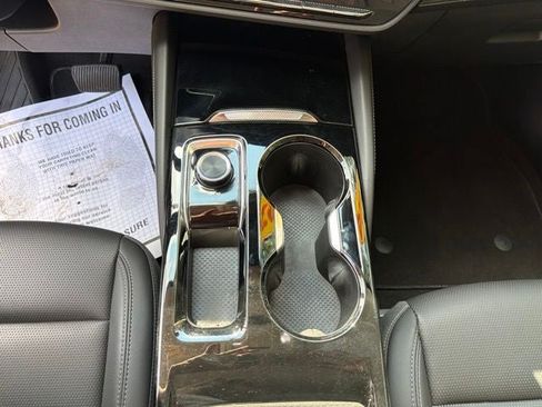 Used 2024 Buick Envision Preferred AWD/4WD image 16