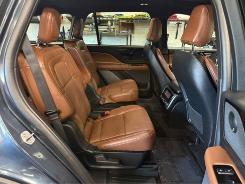 Used 2023 Lincoln Aviator Reserve w/ Equipment Group 201A AWD/4WD image 28