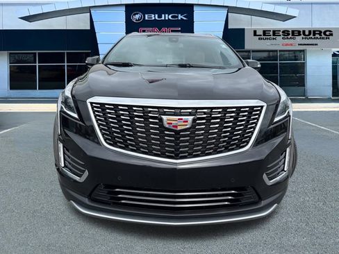 Used 2025 Cadillac XT5 Premium Luxury image 2