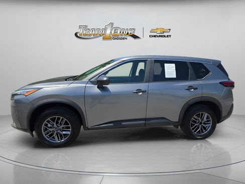 Used 2023 Nissan Rogue S AWD/4WD image 5