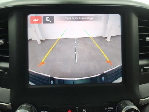 Used 2022 RAM 2500 Big Horn w/ Cold Weather Group image 14