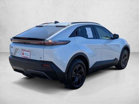 Certified 2026 Toyota C-HR AWD/4WD image 5