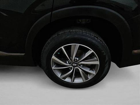 Used 2020 Hyundai Santa Fe Limited image 9