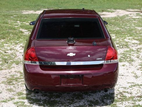 Used 2009 Chevrolet Impala Police FWD image 9
