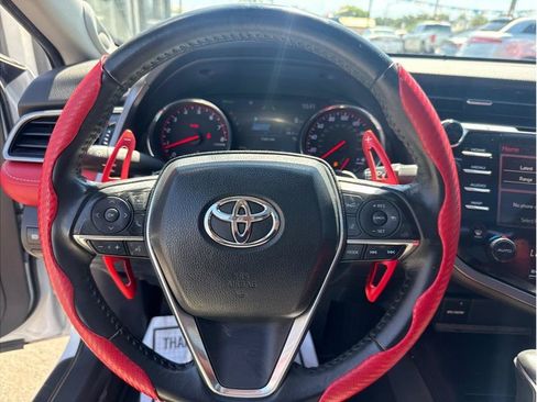 Used 2019 Toyota Camry XSE FWD image 15