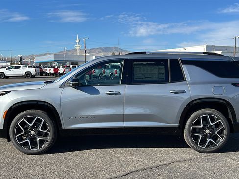 New 2026 Chevrolet Traverse High Country image 8