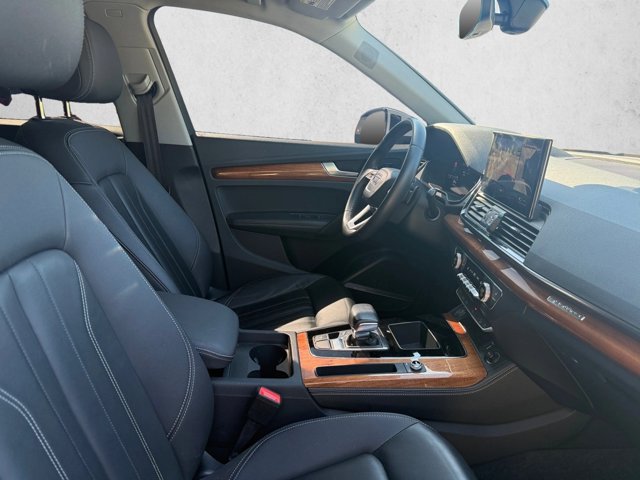 Used 2023 Audi Q5 2.0T Premium Plus AWD/4WD image 25