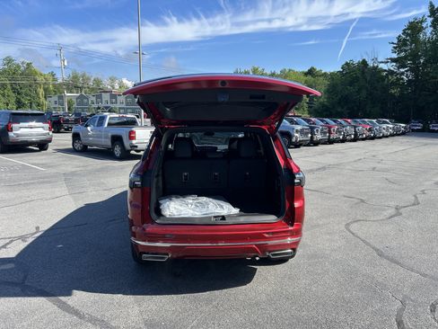 New 2026 Buick Enclave Avenir w/ Super Cruise Package AWD/4WD image 11