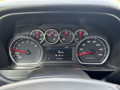 Used 2019 Chevrolet Silverado 1500 LT w/ All-Star Edition image 18